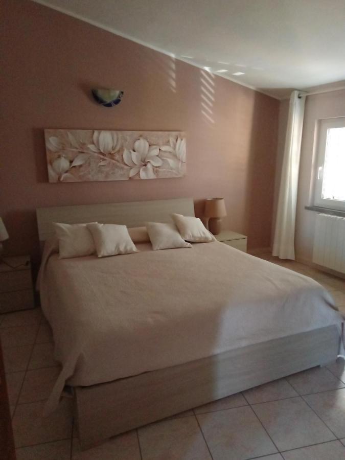 Casa Vacanza Le 2 Isole Suni Kültér fotó