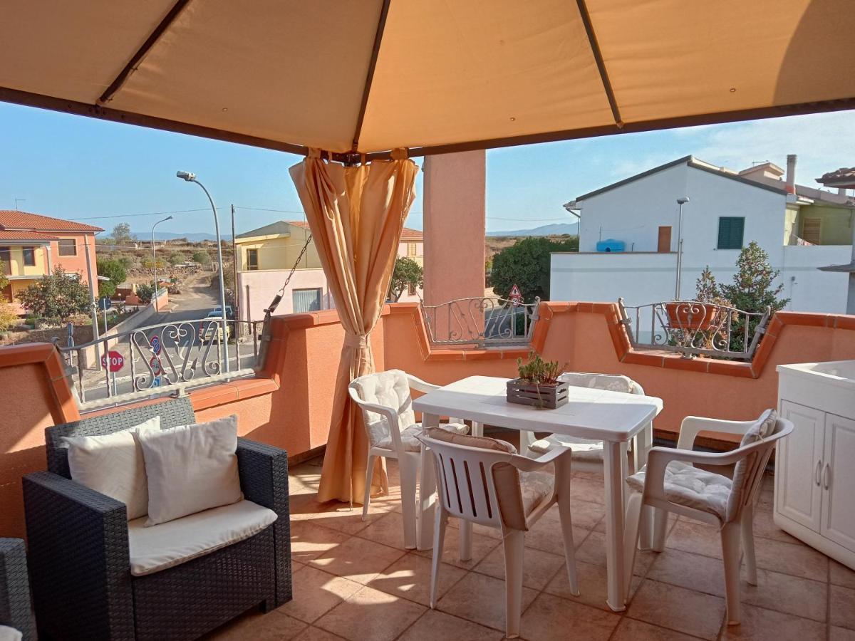 Casa Vacanza Le 2 Isole Suni Kültér fotó